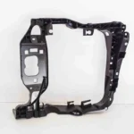 95B805594E  რადიატორის სამაგრი მარჯვენა (ეკრანი) Porshe Macan