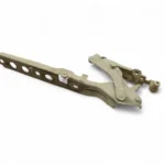 95B823301 კაპოტის პეტლი Macan 2020